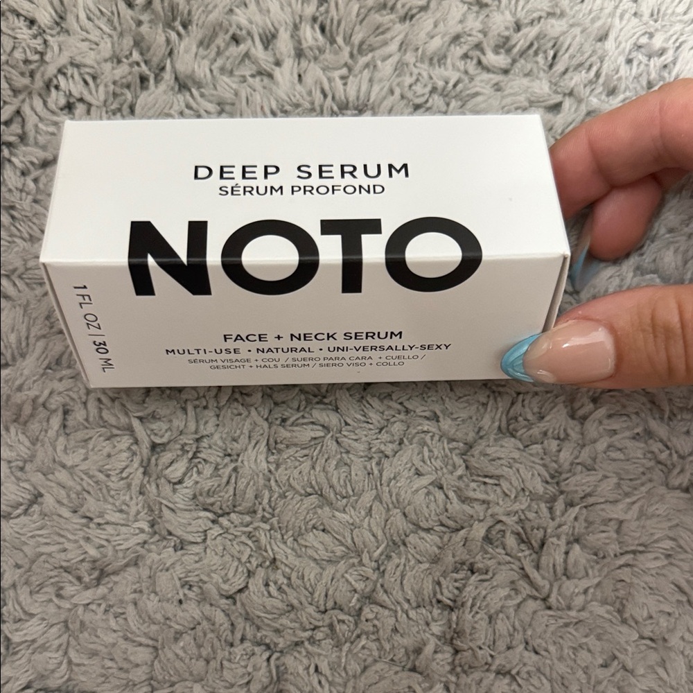 Noto Botanics Deep Serum - Black and White Packaging